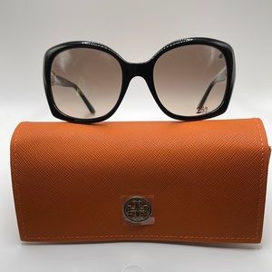 NWOT! Tory Burch women’s sunglasses. Black frames with gold hardware.